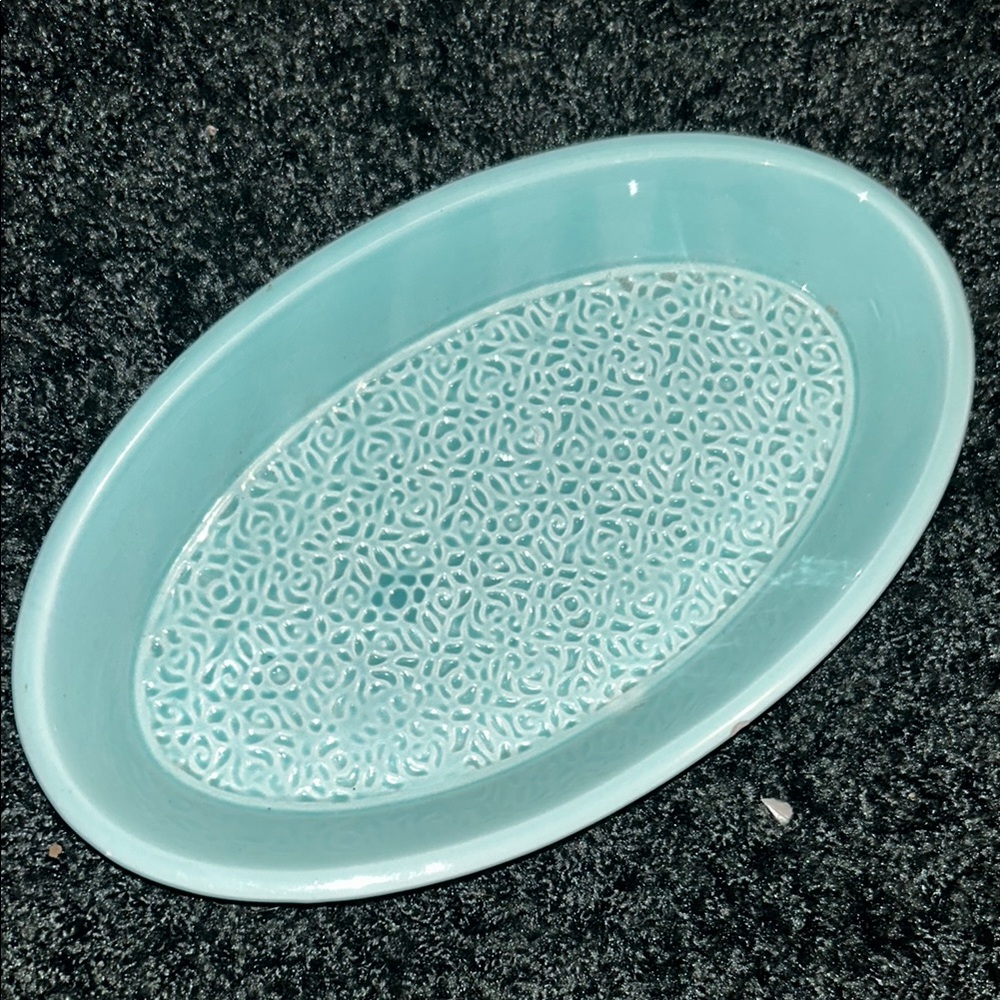 Elegant Blue Oval Ceramic Dish
